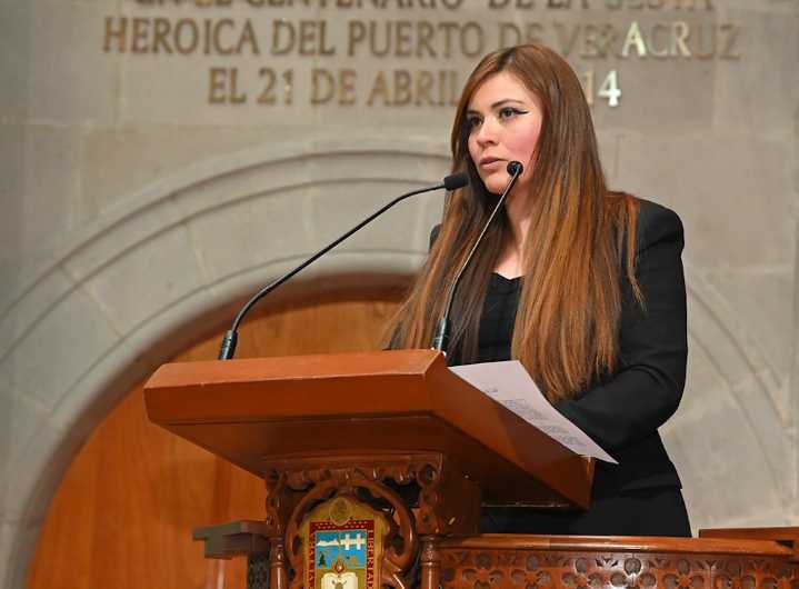Con una iniciativa autogestionada, Esparza Acevedo busca dignificar viviendas