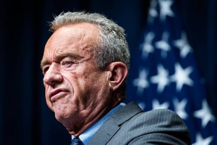 Robert F. Kennedy Jr. inicia su caótico asalto a las vacunas infantiles en Estados Unidos