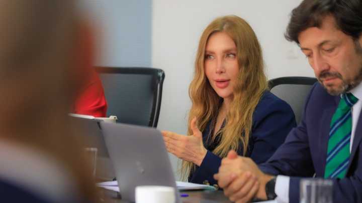 ¿Descertificación de Estados Unidos a Colombia afectará las negociaciones sobre arancel del 10 %? Entrevista a la ministra de Comercio