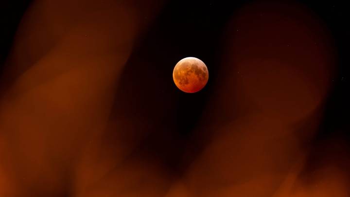 Total lunar eclipse coming in September. Can you see it?