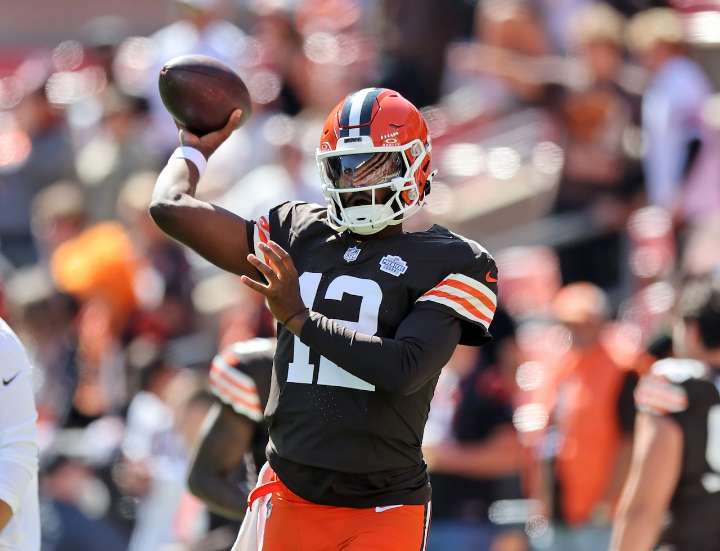 Browns’ Shedeur Sanders reportedly did not want to play behind former MVP
