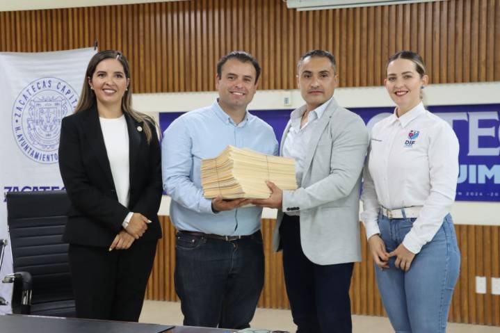 Regularizan 91 familias de El Jaralillo sus viviendas en la Capital