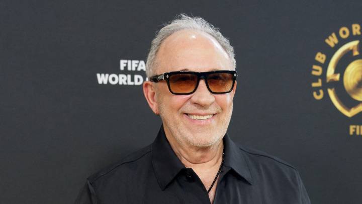Emilio Estefan resalta la importancia de La Torre de la Libertad en Miami para los exiliados cubanos del régimen de Fidel Castro