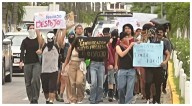Jóvenes se manifiestan contra la gentrificación en Puerto Vallarta