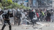 Al menos 25 muertos en violencia en Nepal; entre l...