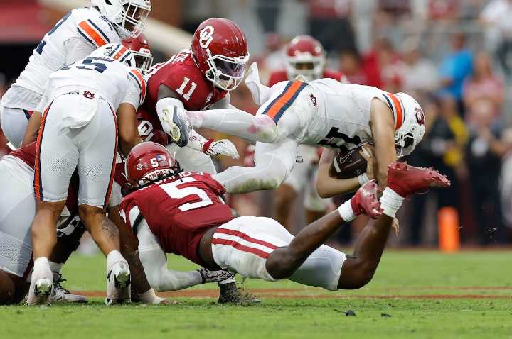 Does Auburn football have a sack problem? Hugh Freeze analyzes film with Jackson Arnold