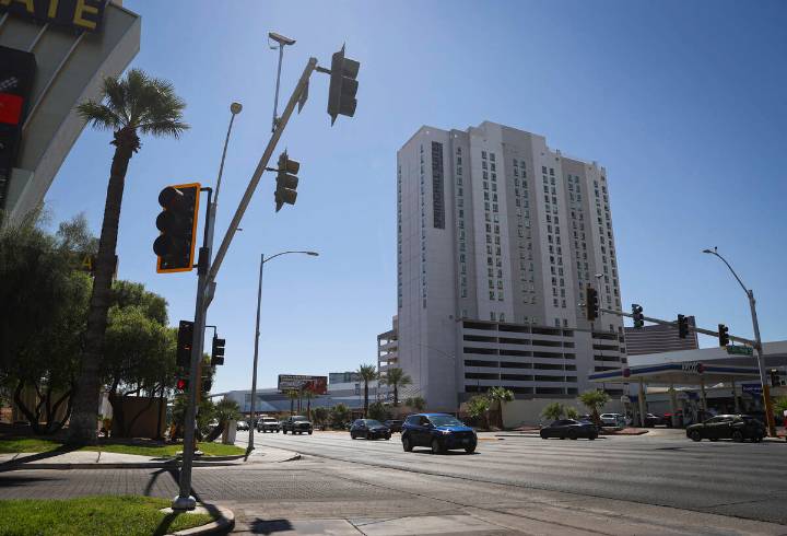Las Vegas hotel plans expansion behind Convention Center’s West Hall