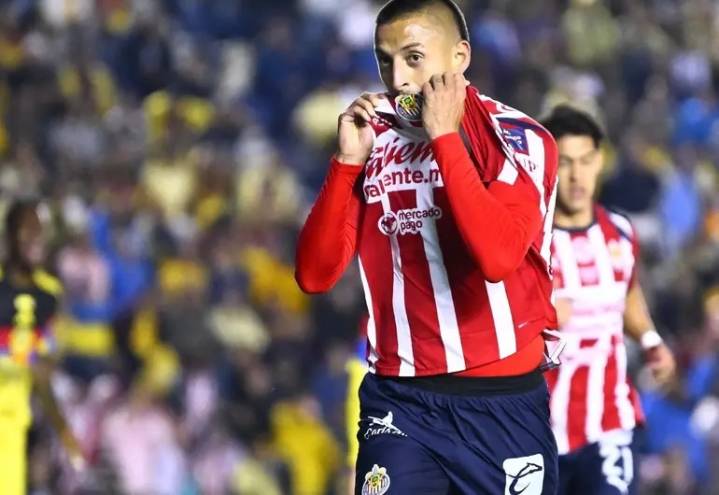 ¡El Clásico es rojiblanco! Chivas rompe hegemonía e invicto del América