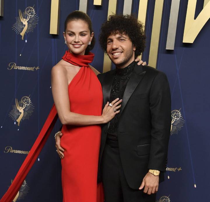 Premios Emmy 2025: Los mejores looks de la alfombra roja