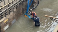 Continúan trabajos para desalojar agua en la L-A del Metro; prevén restablecer servicio por la tarde