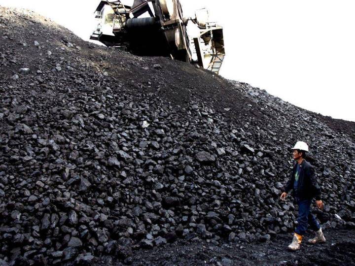 Licitación de carbón será un detonante económico para la Región Carbonífera: Manolo Jiménez