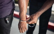 Arrestan a sujeto que atacó con una piedra a su esposa en Yauco