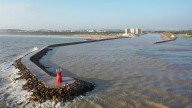 Instan al Gobierno a la eliminación urgente del mal diseñado espigón de Guardamar del Segura