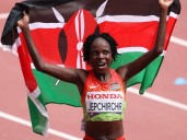 Jepchirchir wins marathon thriller, heartbreak for Ingebrigtsen
