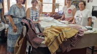 Las Costureras Malotas de Zaragoza: "En la Ofrenda no siempre se viste bien"
