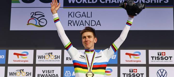 Pogacar se toma revancha ante Evenepoel en el Mundial de Ciclismo