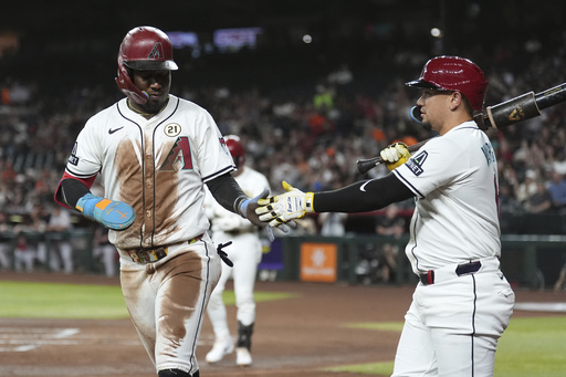 Perdomo y Gallen ayudan a Diamondbacks a acercarse a playoffs con victoria 8