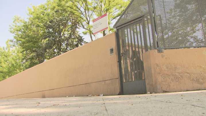 La Delegación del Gobierno prohíbe la concentración de Vox frente al centro de menores de Hortaleza