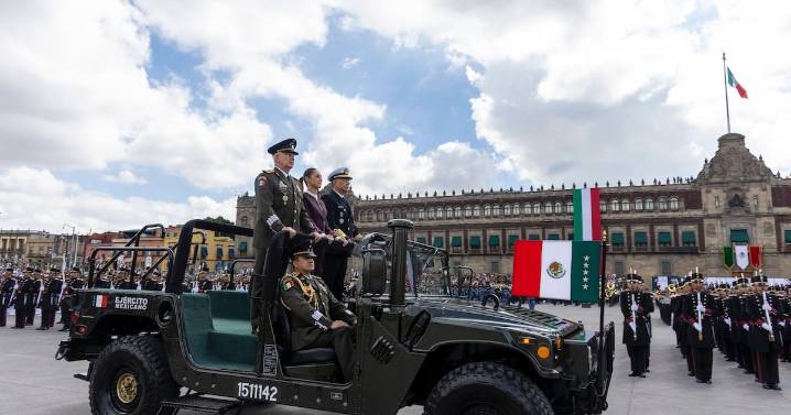 “Ninguna potencia extranjera decide por México”, resalta Sheinbaum en el desfile