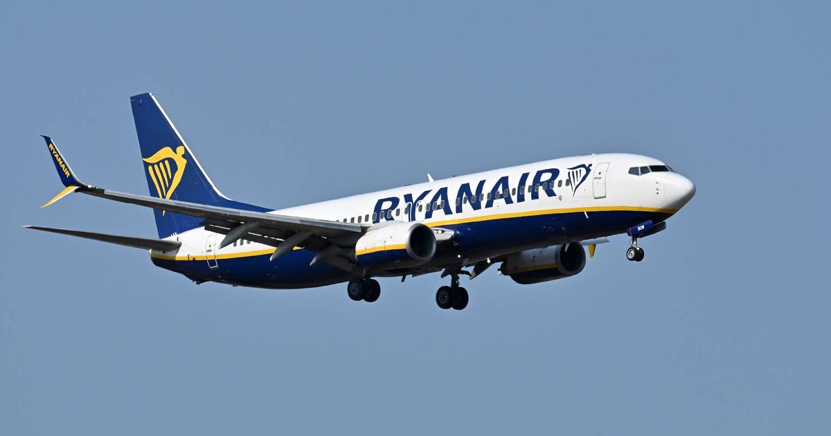 Edinburgh Ryanair flight forced to divert '120 miles away' due to thunderstorm