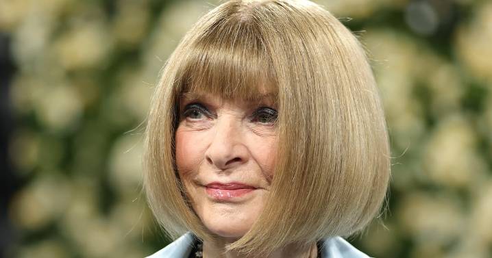 Anna Wintour Defends Successor Chloe Malle From Nepo Baby Attacks