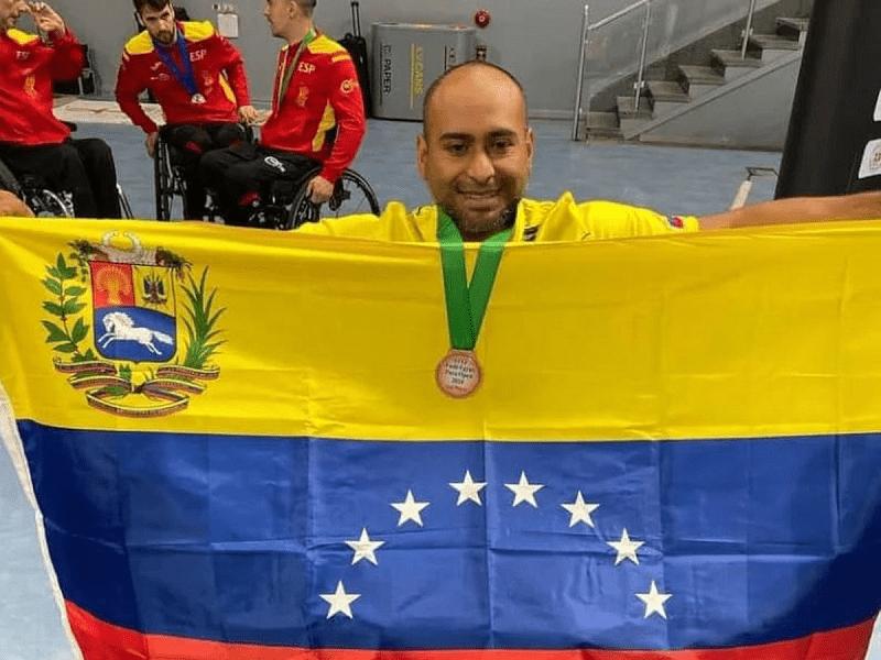 Caracas se alza con el título nacional de Paratenis de Mesa