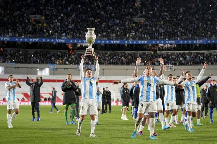 Initial World Cup ticket presale draws more than 4.5 million applicants worldwide