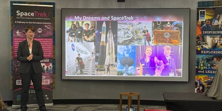 Challenger Learning Center of Kentucky expands aerospace education through new partnership