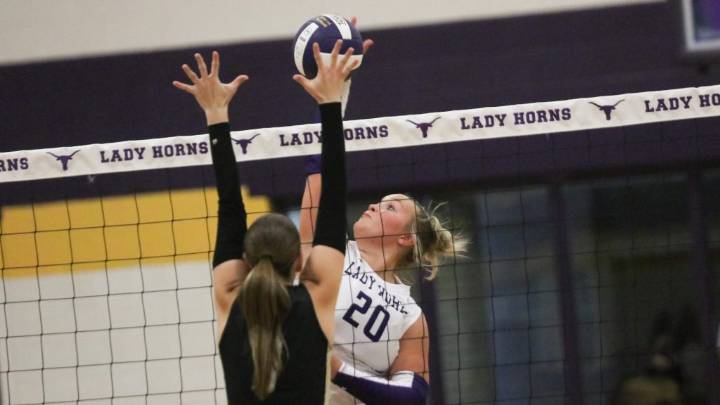 Lady Horns upend Eastland in straight sets for second consecutive district victory