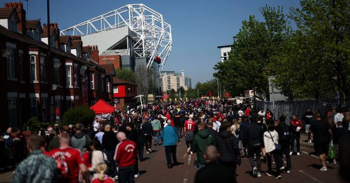 Manchester United fan's whopping bill for four