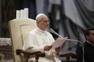 Pope Leo Criticizes Elon Musk's Huge Pay Offer: 'We Are in Big Trouble'