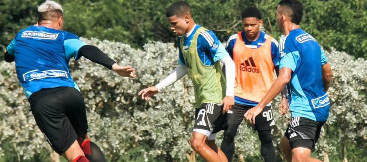 "El grupo viene trabajando para poder pelear el título": José Enamorado