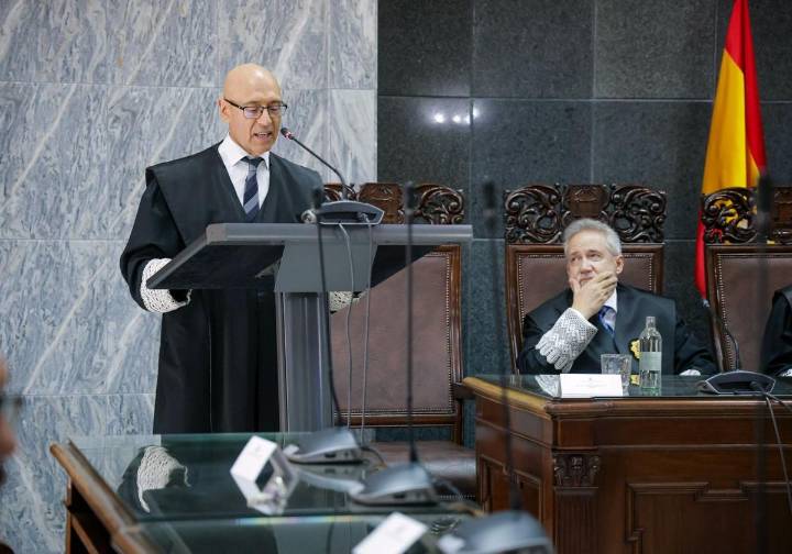 Parramón toma posesión: «La Audiencia soporta una carga excesiva y desproporcionada de trabajo»