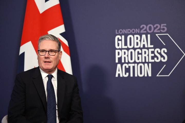 Starmer responde al auge de la ultraderecha con la idea de que controlar la inmigración irregular es progresista