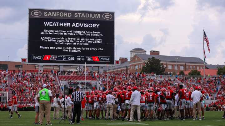 Georgia football-Austin Peay in weather delay. When will play resume?