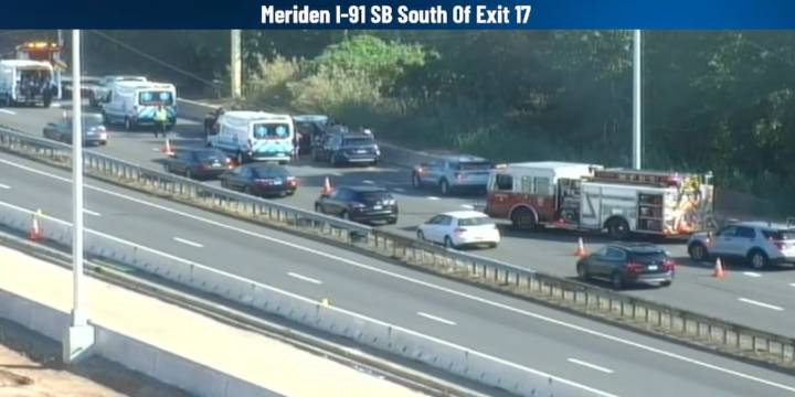 Multi-vehicle crash on Route 15 in Meriden causes traffic delays