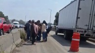 Cuautitlán: Restringen circulación de tráileres en el Puente Madero