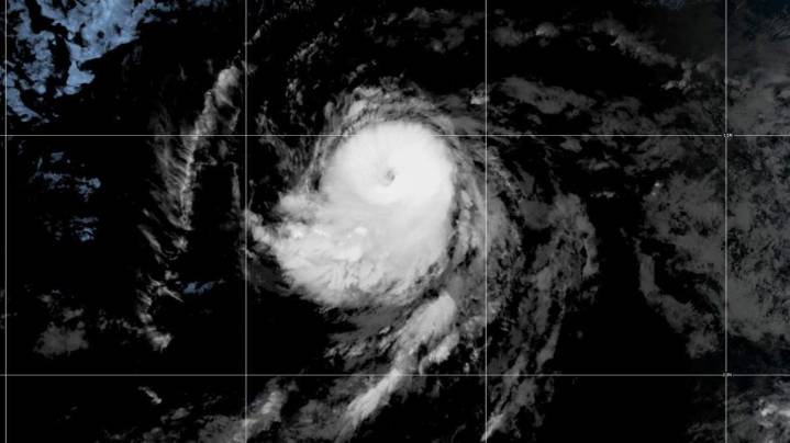 Hurricane Kiko heads toward Hawaii as Lorena remnants linger near western Mexico