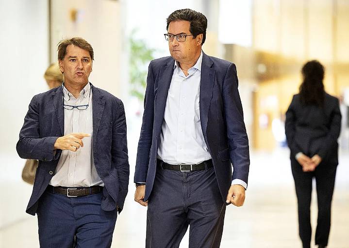 El accidentado aniversario del ministro Óscar López: de la crisis de Muface al atasco en digitalización y función pública tras un año mirando a Madrid