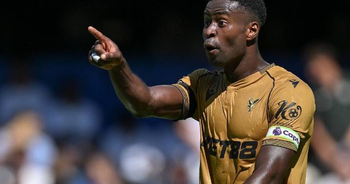 Angry Marc Guehi may 'give up Crystal Palace captaincy' after Liverpool transfer collapse