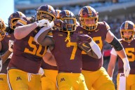 Gophers stake fourth-quarter comeback to beat Rutgers 31