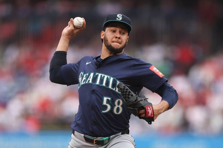 Deadspin | With AL West showdown looming, Mariners can't look past Royals