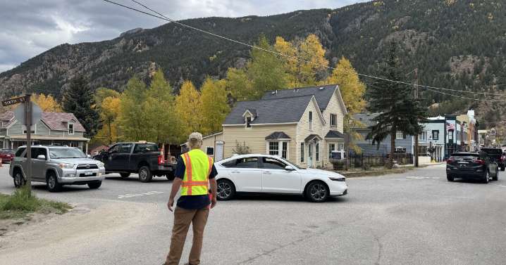 Autumn crowds test Georgetown’s patience