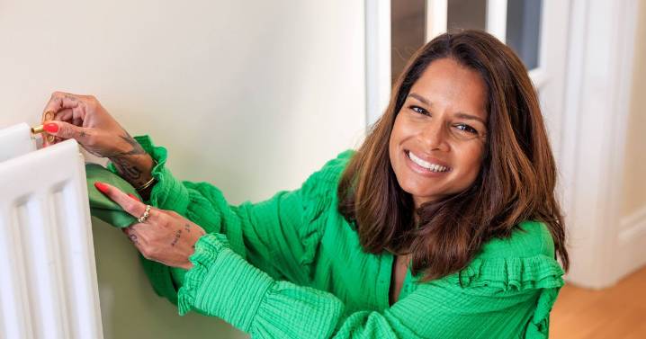 UK households could save up to £700 this winter with two expert tips