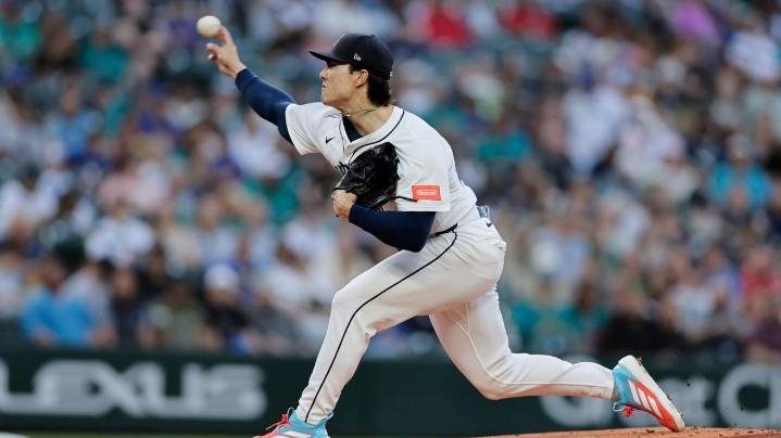 Woo strikes out 13 as Mariners beat Angels 5