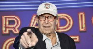 Chevy Chase is coming to Richmond wants to watch Christmas Vacation with you!