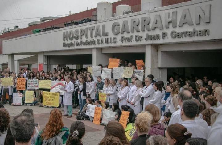 El Garrahan, en riesgo por Milei: Mucho personal especializado tomó la resolución de irse del hospital