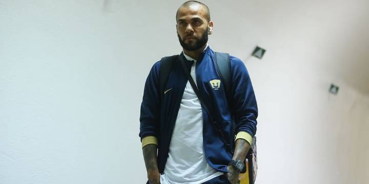 Pumas gana demanda a Dani Alves ante el TAS