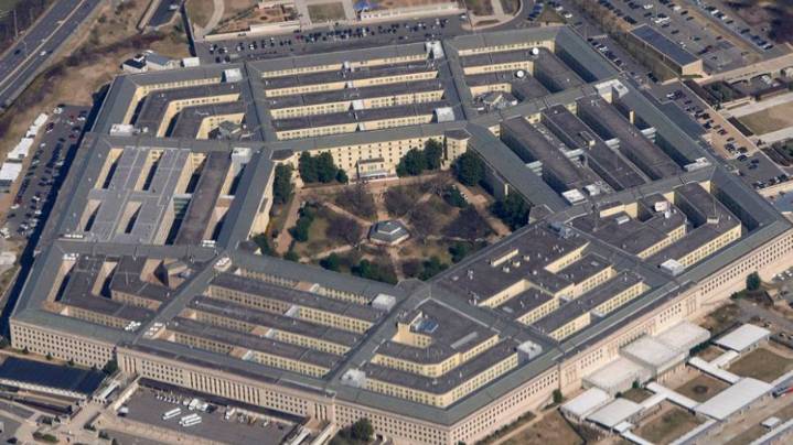 CNN: El Pentágono cancela sesión informativa sobre el ataque militar contra una presunta embarcación con drogas en el Caribe