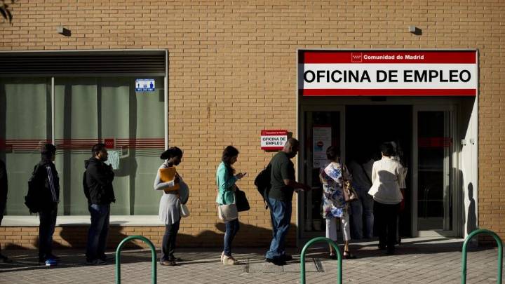 Sánchez condena a los más jóvenes